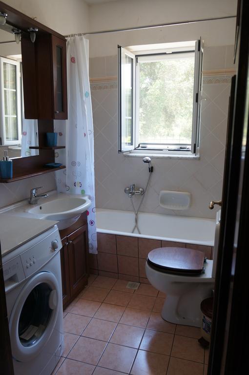 Ktima Lazarata Villa Bagian luar foto